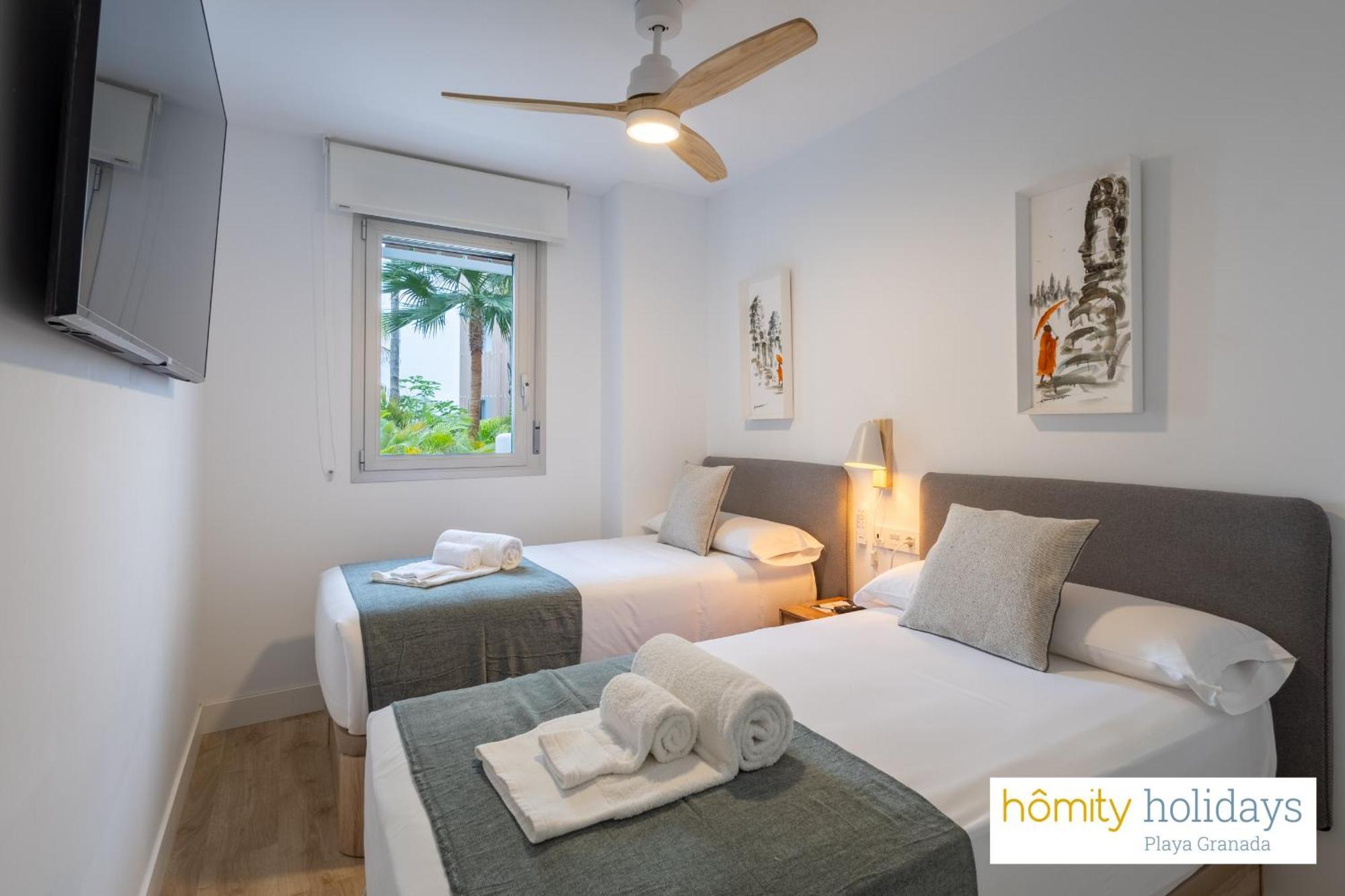 Homity Holidays - Playa Granada - Mar De Astrid Motril Exterior foto